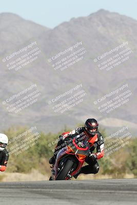 media/Dec-01-2025-Moto Forza (Mon) [[2daa91e15f]]/2-Intermediate Group/Session 2 Turn 9 Entry/